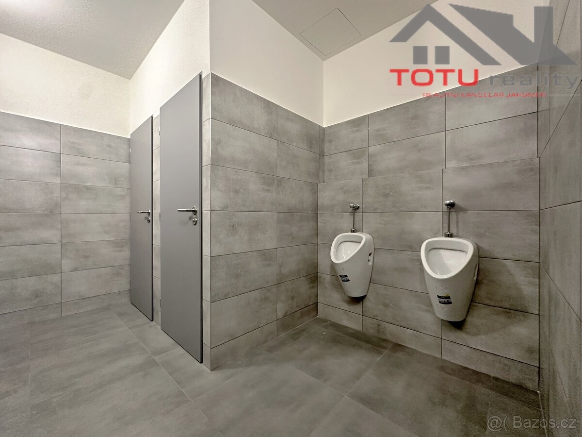 Pronájem, komerční prostor, 404 m2, Jaroměř - 13