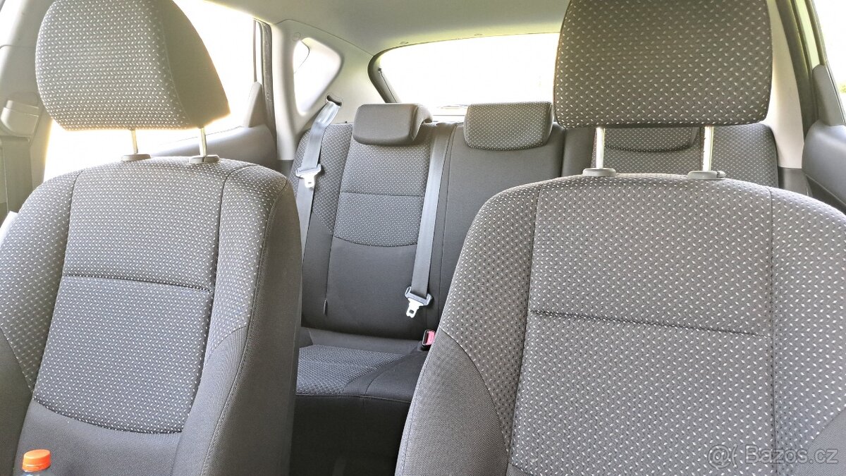hyundai i30 1,6crdi 2011 - 13