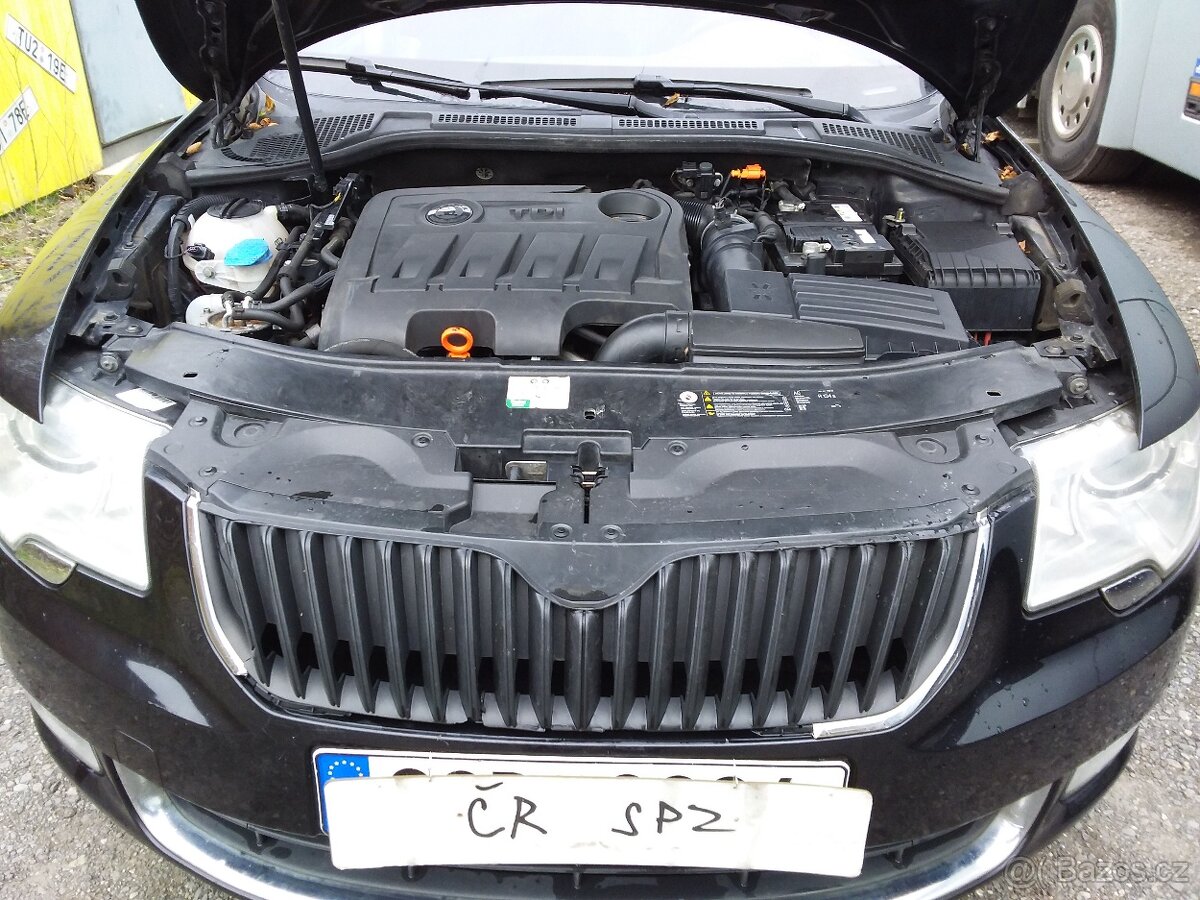 SUPERB II COMBI 2.0TDI 125KW,XENON,KLIMA,CHROM-PAKET,POJÍZDN - 13