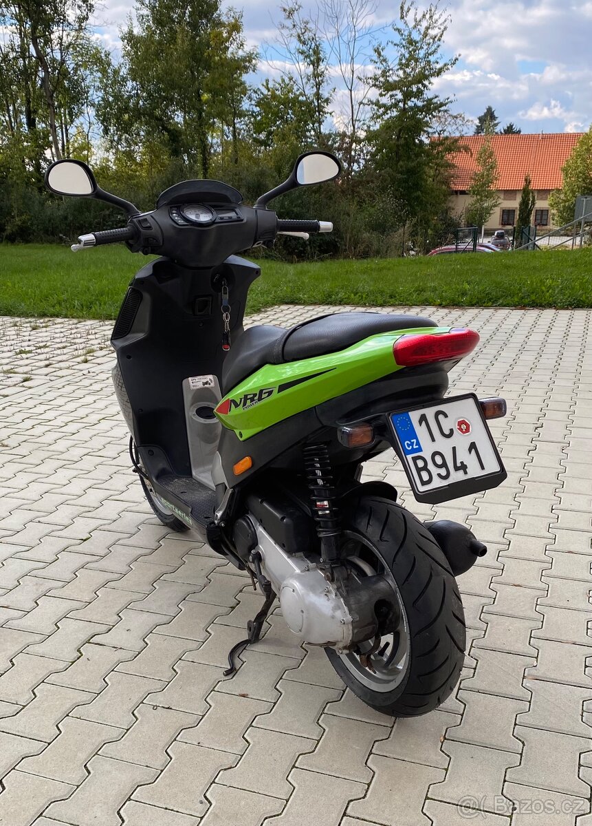 Skútr Piaggio NRG 50 bez řidičáku 25 km/h - 13