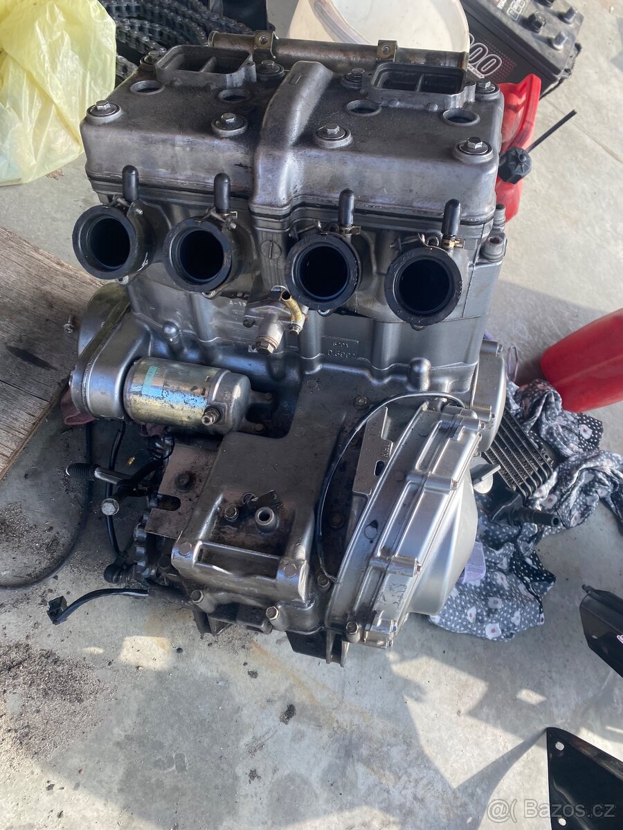 Kawasaki zzr 600 na dily - 13