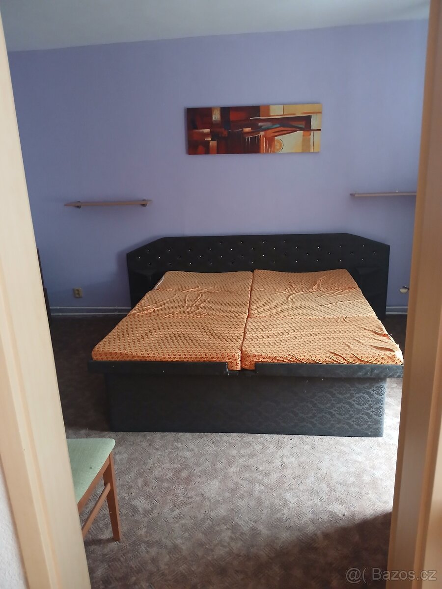 Pronájem bytu 3+1 Dobronín - 13