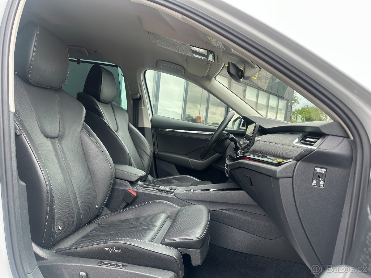 Skoda Octavia 2023 - 13