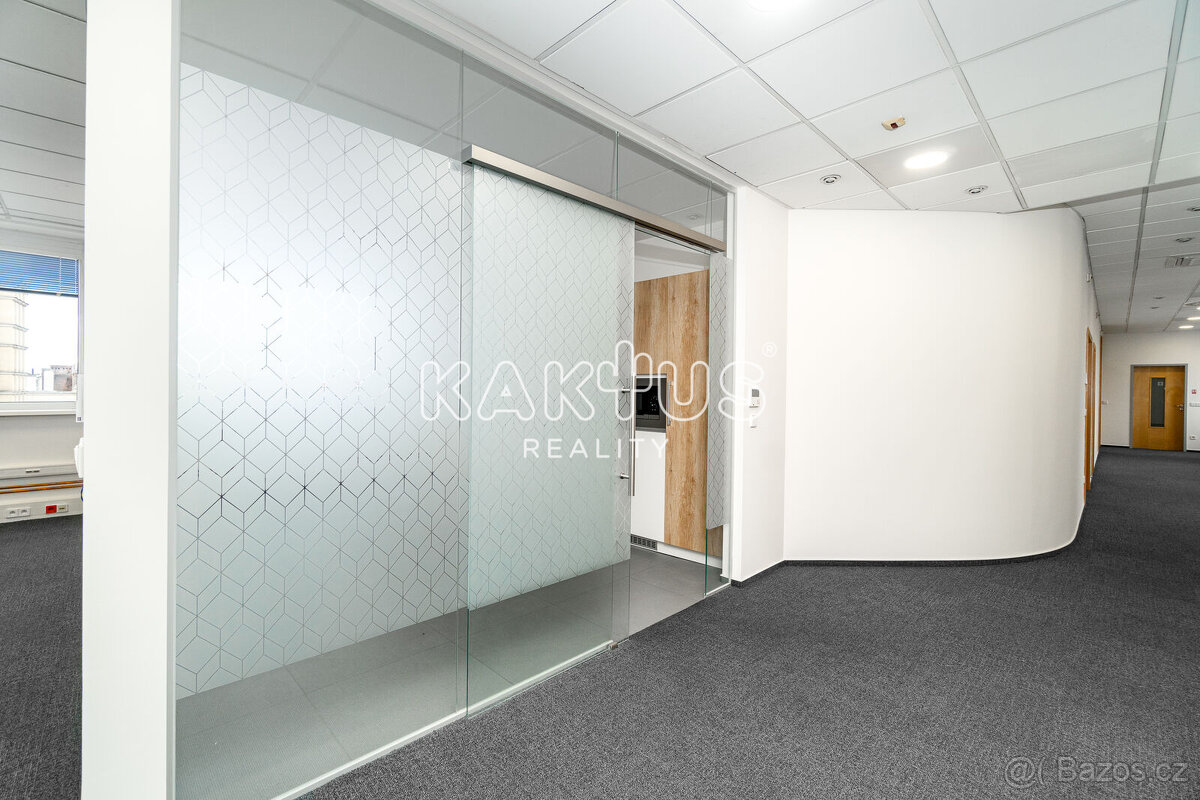 Pronájem administrativních kanceláří, ulice 28. října, Ostra - 13