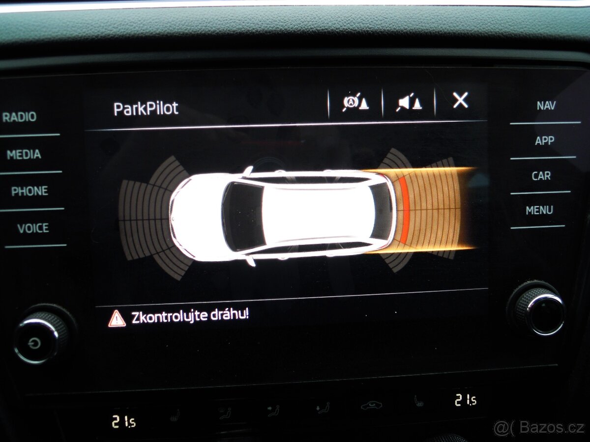 Škoda Octavia, 1.4TSi STYLE - FULLED - 13