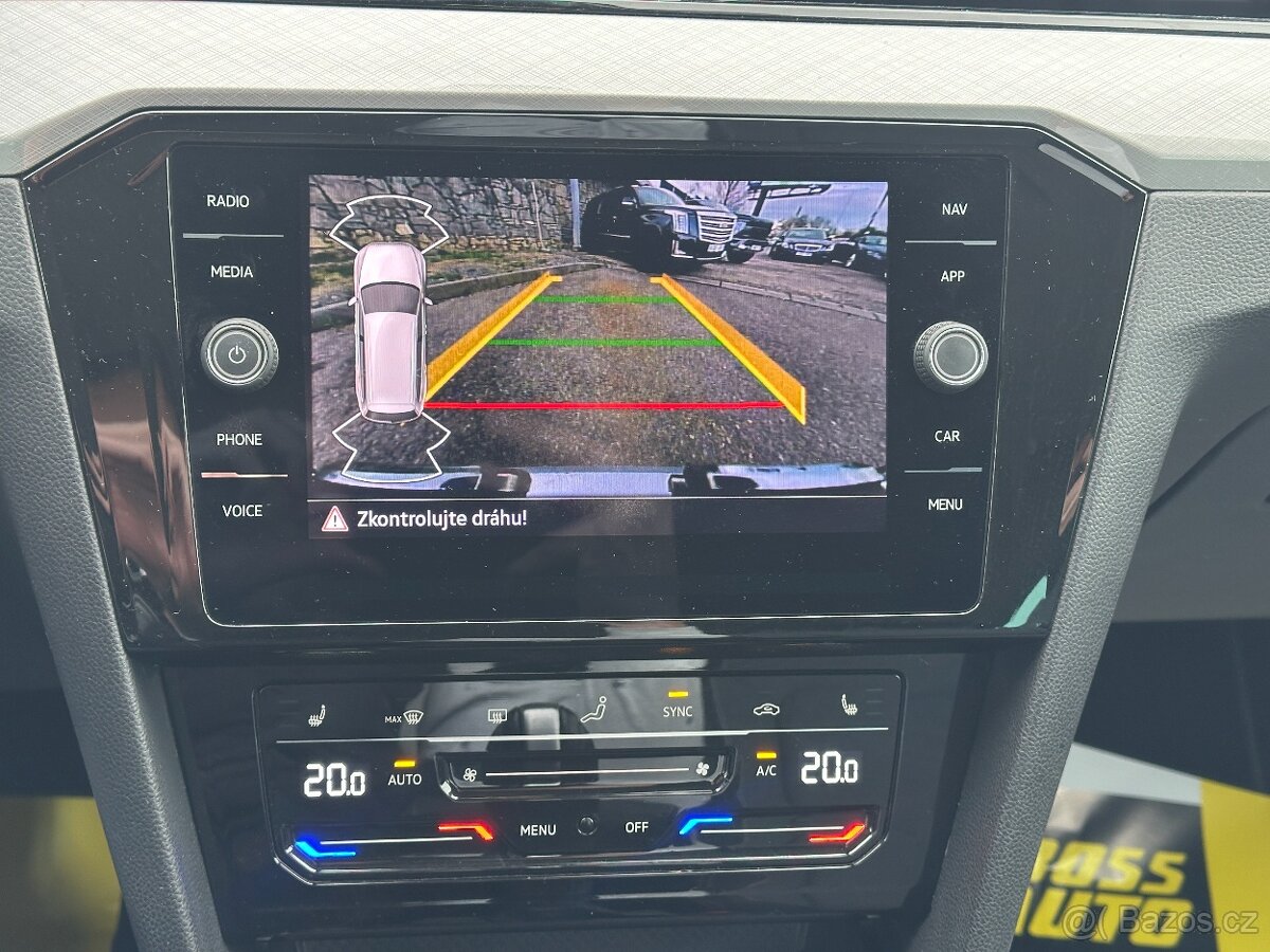 Volkswagen Passat 2022 - 13