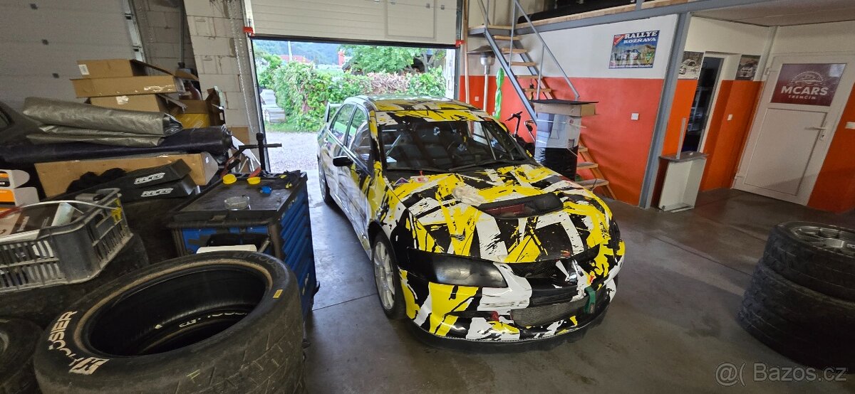 Mitsubishi lancer evo 9 - 13