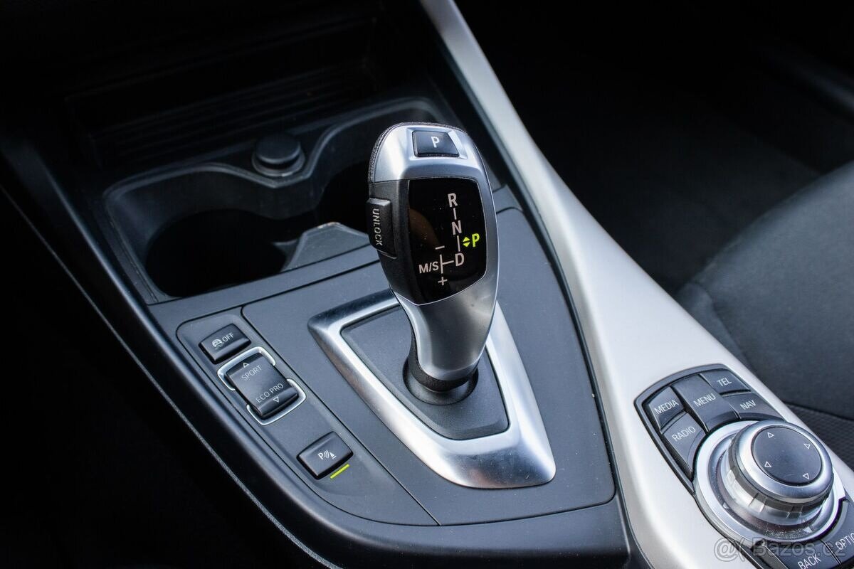 BMW 116D F20 A/T - 13