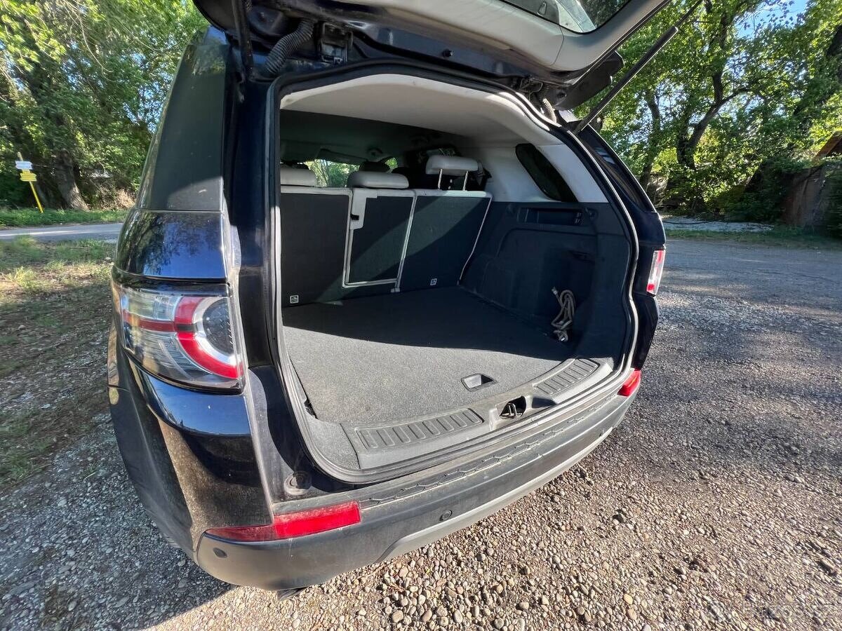Land Rover Discovery Sport - 13
