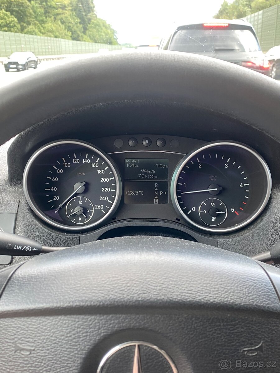 Mercedes Ml 164 - 13