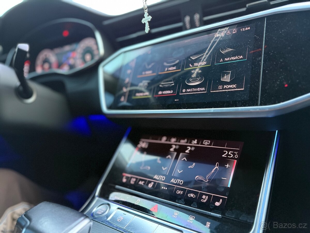 AUDI A7 Sportback 3.0 TFSI 899 000kč - 13