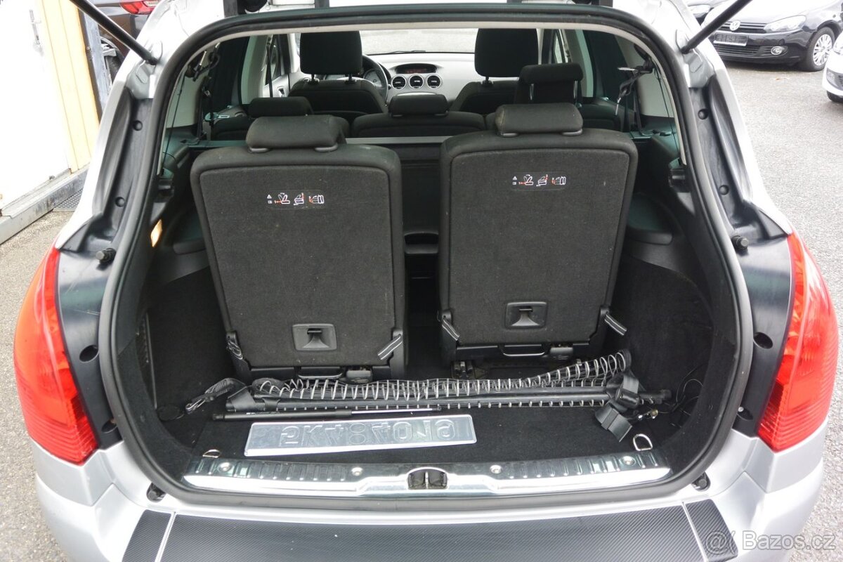 PRODÁM Peugeot 308 2.0HDi SW 7míst, PO ROZVODECH - 13