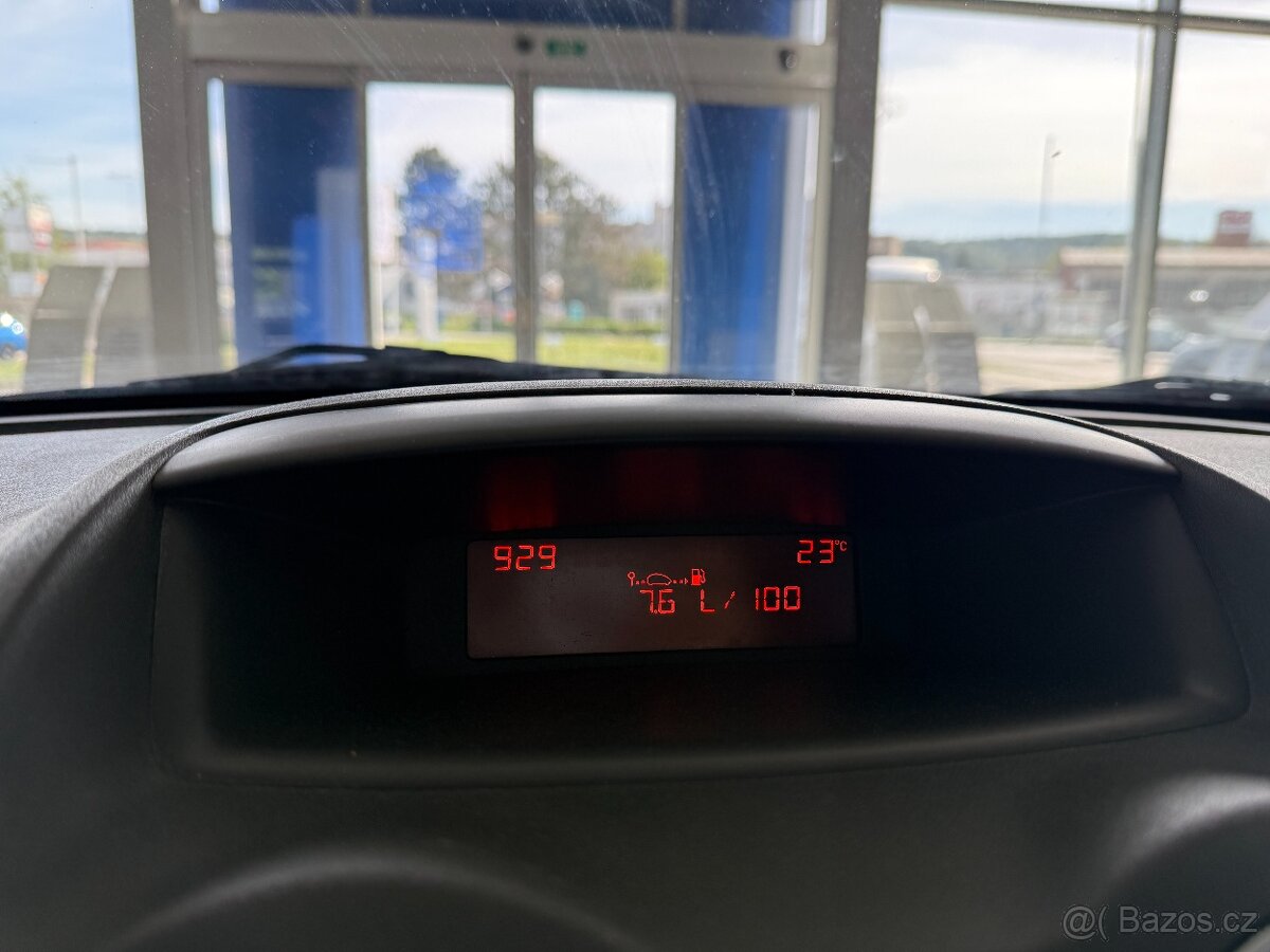 Citroën C3 1.4 54kW,KLIMATIZACE - 13