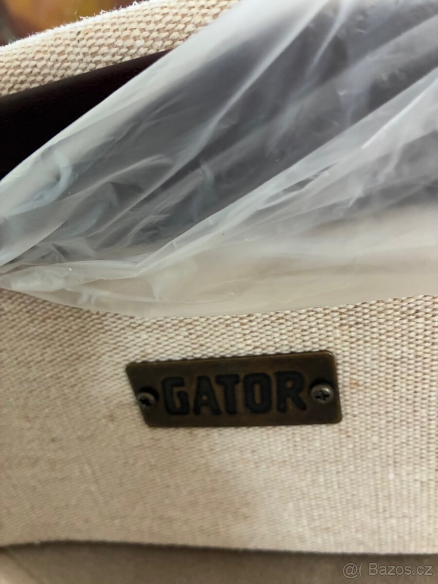 Dobro. Made by gibson /epiphone - 13