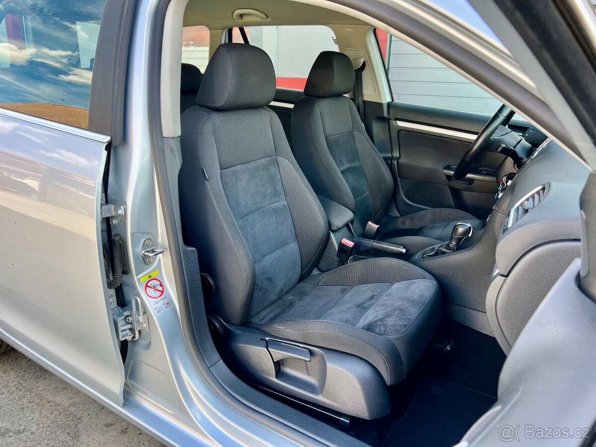 Volkswagen Golf 1.6TDi HIGHLINE / DSG / ZÁRUKA / 2013 - 13