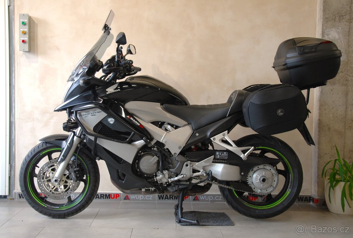 Honda VFR 800 X Crossrunner - VÝPRODEJ, hezký stav - 13