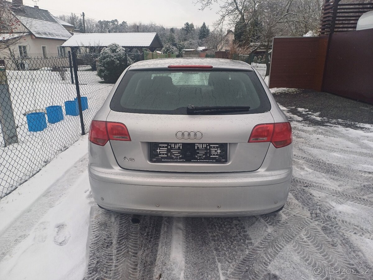 Krásná Audi A3 1.6 MPI 138345km Tempomat - 13