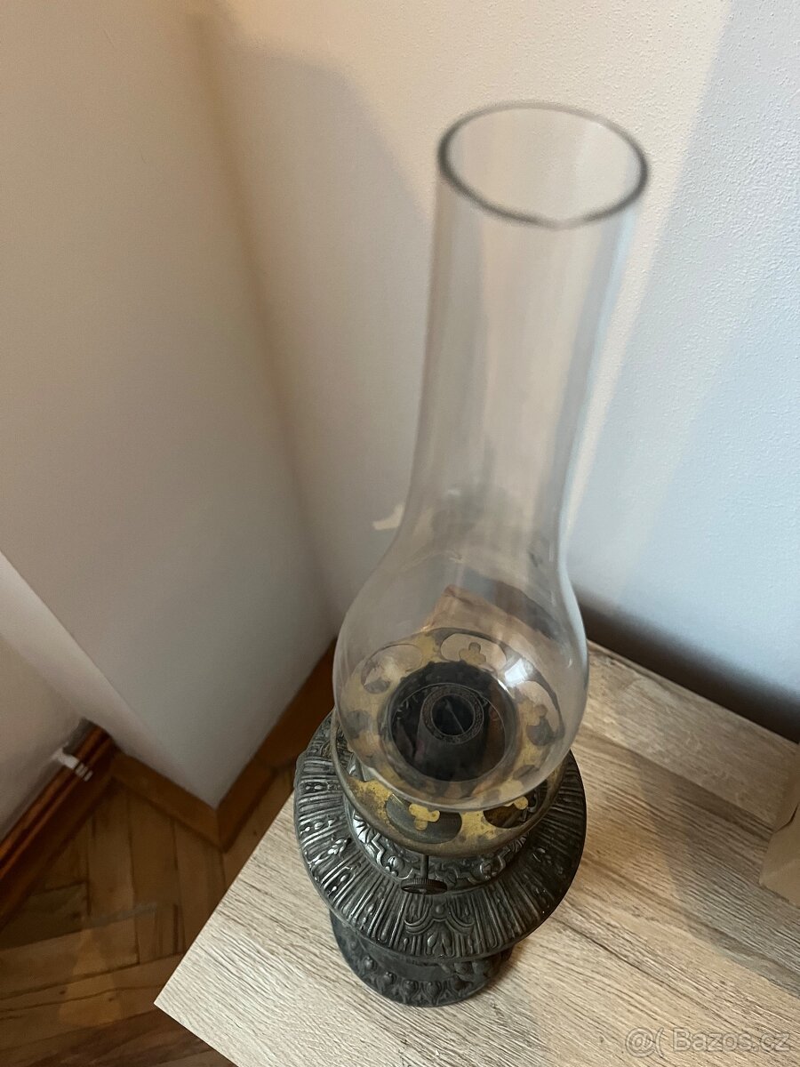 Starožitná petrolejová lampa - 13
