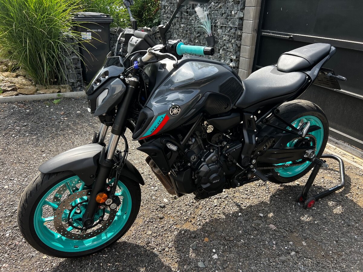 Yamaha mt07 - 13