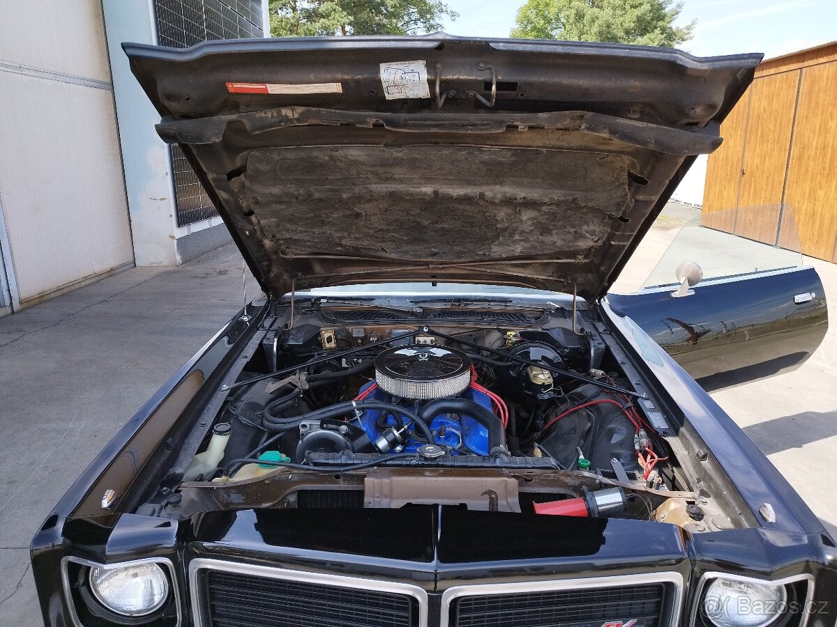 Dodge Charger 1975 - 13