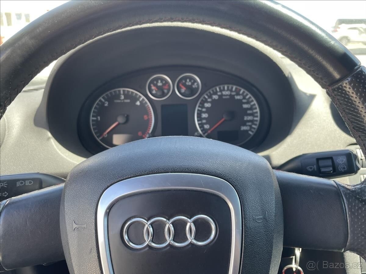 Audi A3 2,0 TDi 103kW"S-line"servis - 13