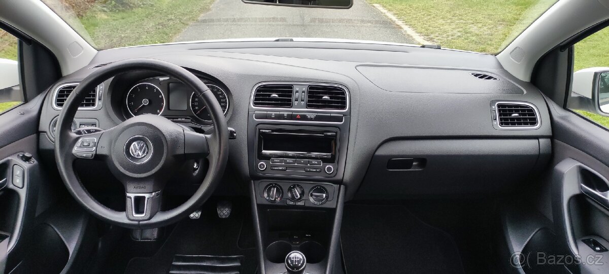 Volkswagen Polo R line 1.2 i, tempomat, parksenzor - 13