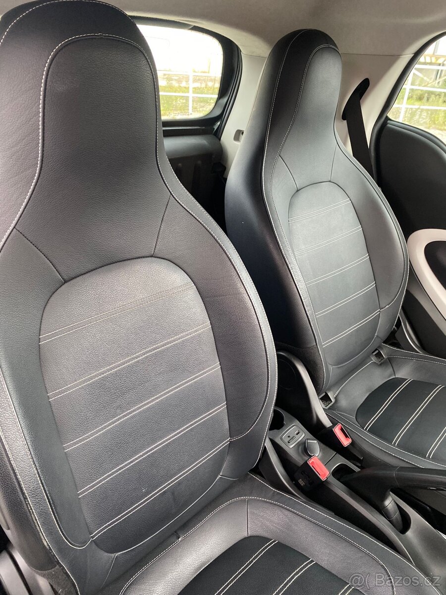 Smart Fortwo Coupe Prime PRAVOSTRANNÉ - 13