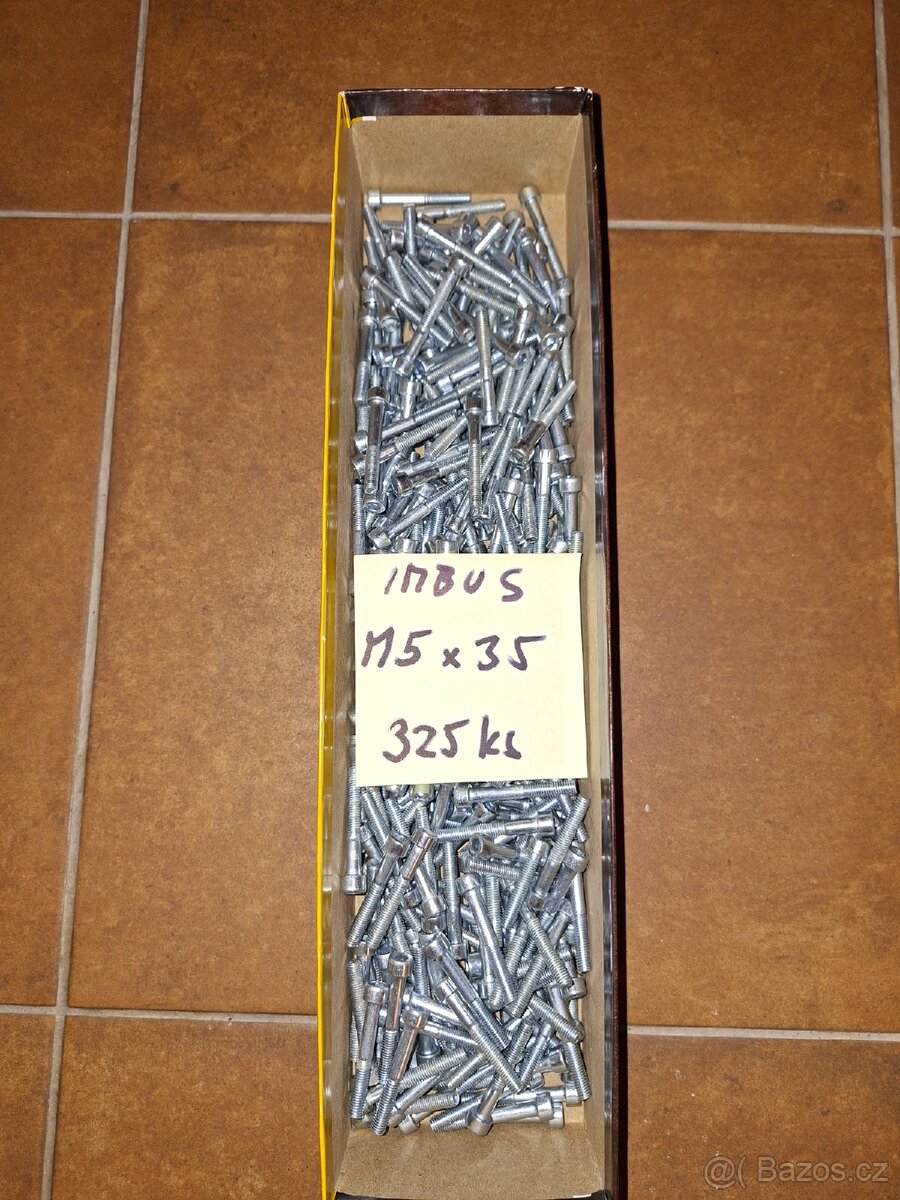Spojovací materiál šrouby, nýty - 13