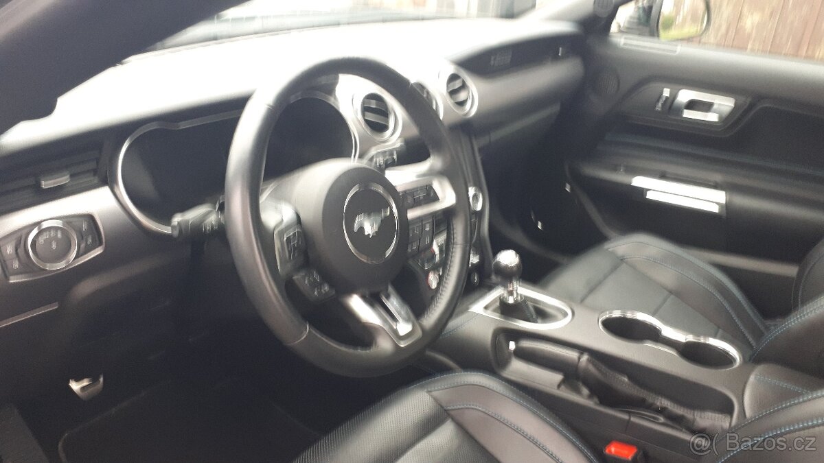 Ford Mustang 5.0 V8 330kW r.v. 2020 EU VERZE - 13