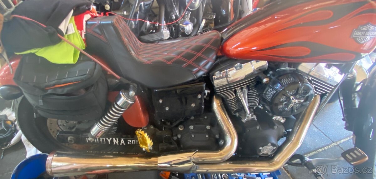 Harley Davidson-Dyna Wide Glide - 13