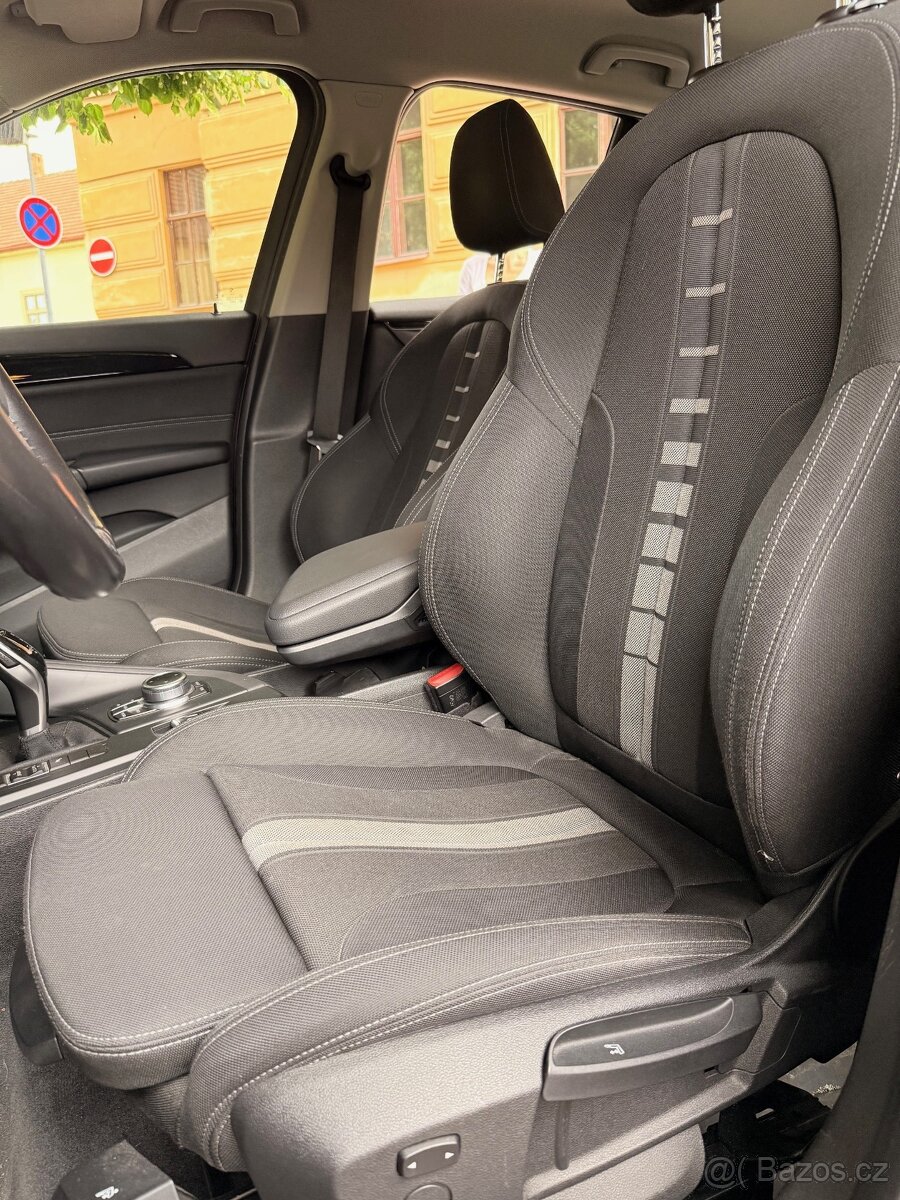 BMW X1 sDrive18i 103 kW - 13