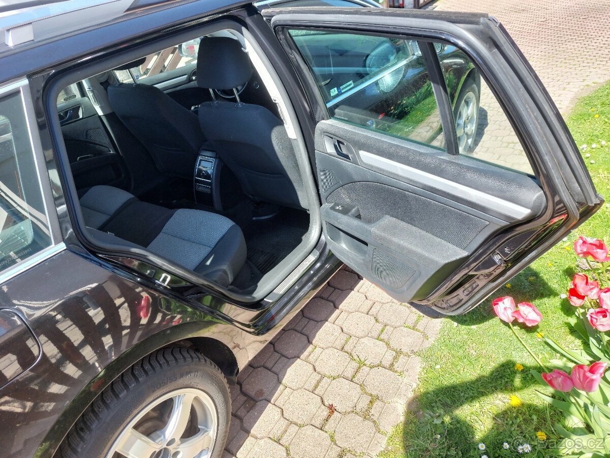 Škoda Superb 2.0TDi 125kw, 10/2011 - 13