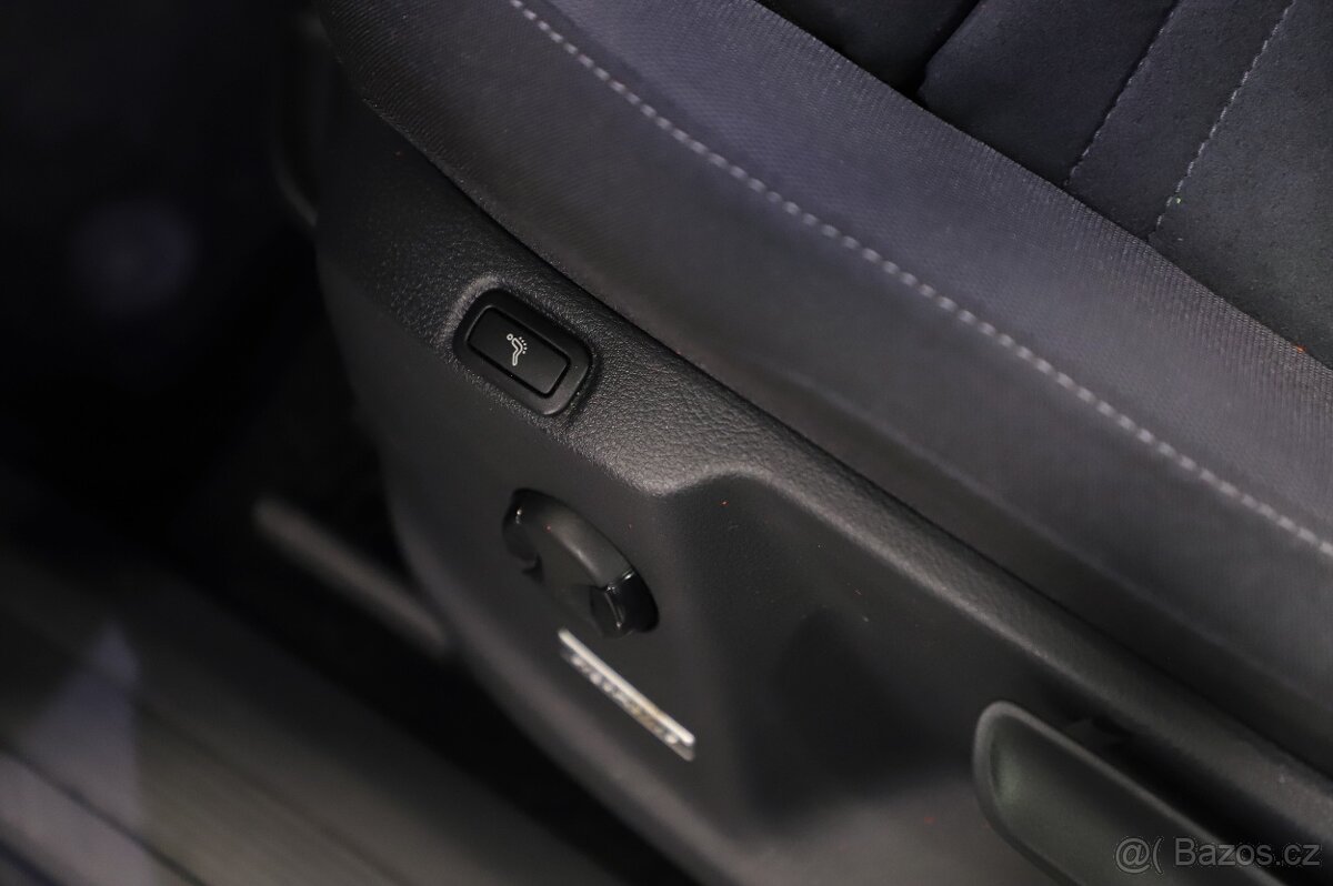 VW Touran Highline 2.0TDI 110kW DSG - záruka Autodraft - 13