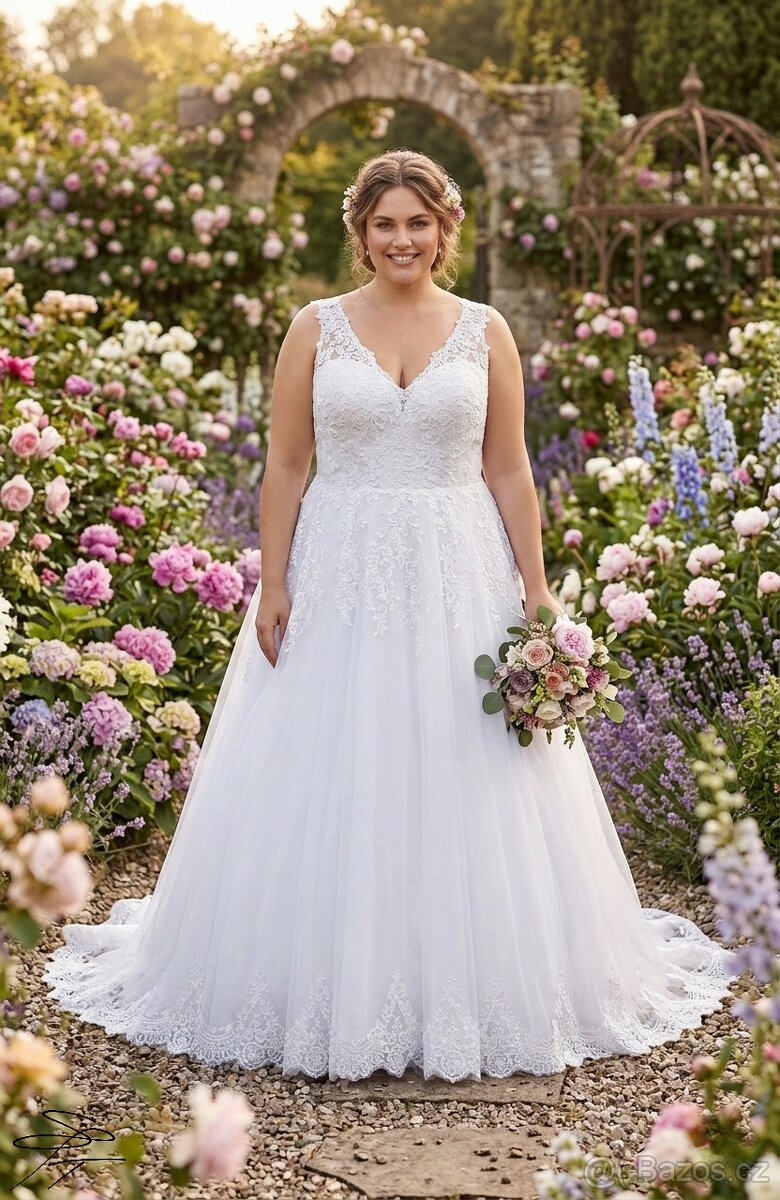 Svatební šaty - 13