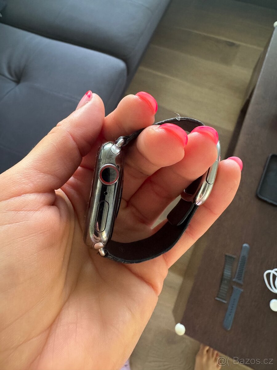 Apple Watch 9 + Cellular 41mm - 13