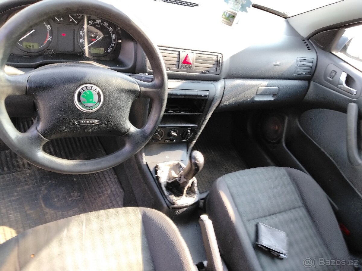 Prodám škoda Octavie combi 2.0 benzín - 13