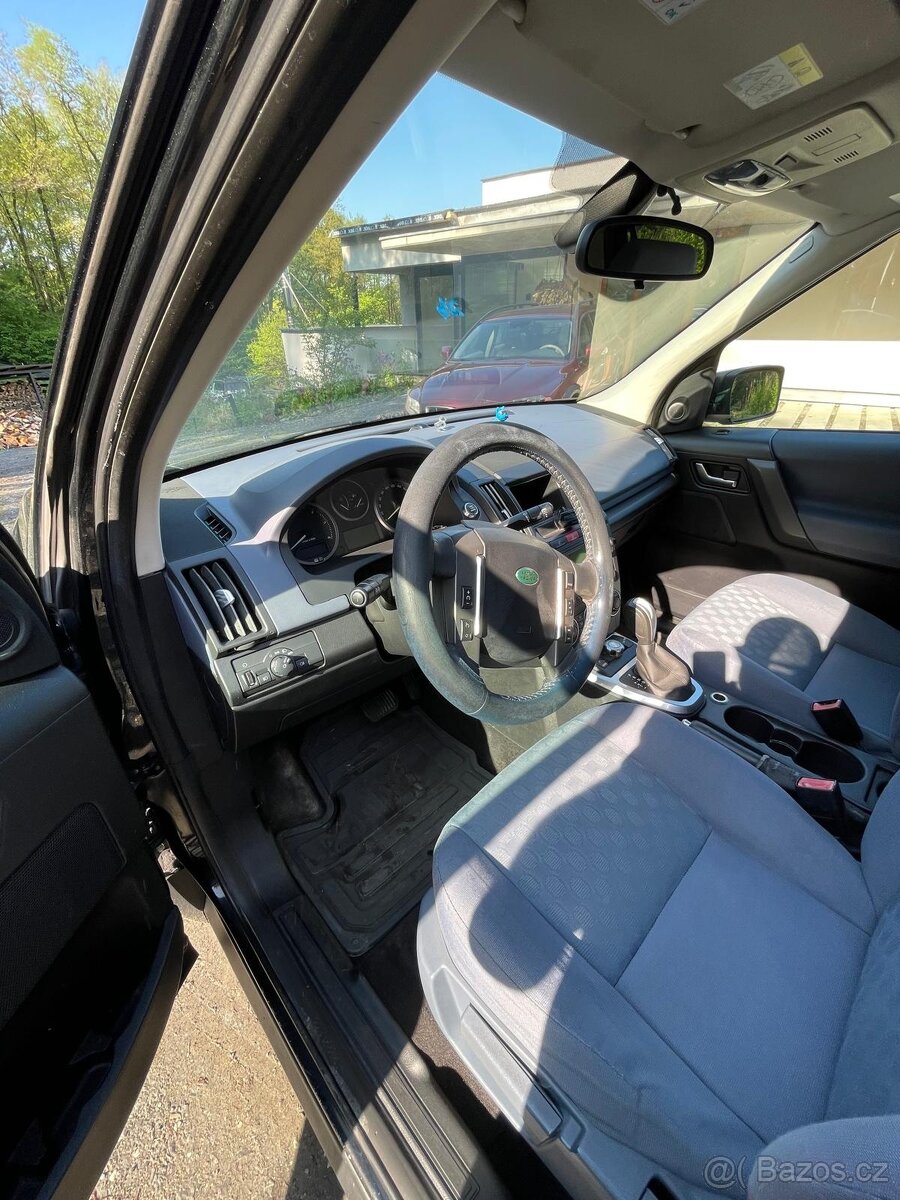 Land Rover Freelander 2 - 13
