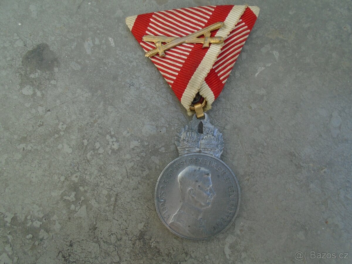 VYZNAMENÁNÍ - 13