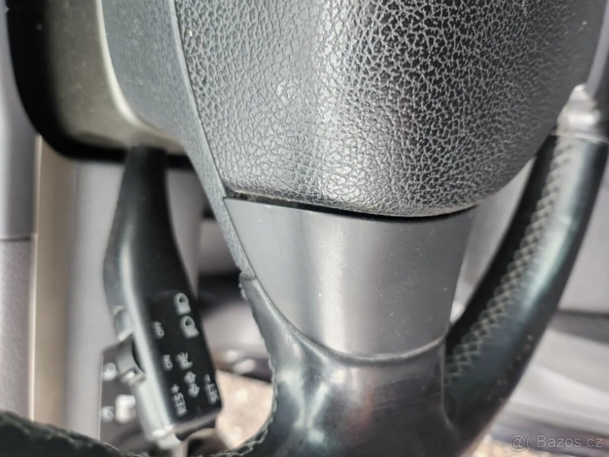 Volkswagen Touran, 7 MÍST - 13