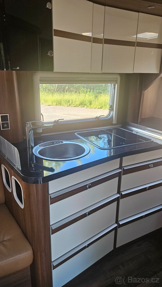 HYMER ERIBA NOVA-S 2015 - 13