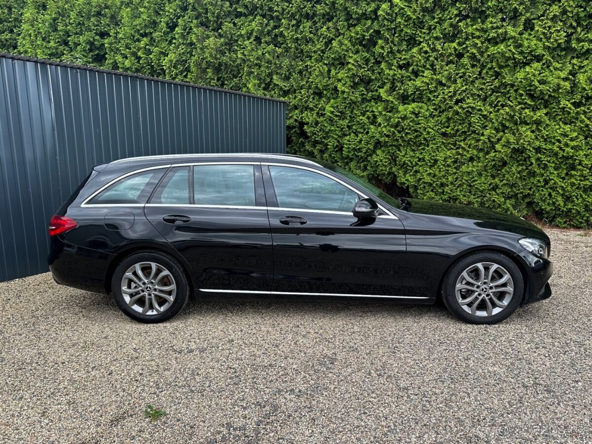 Mercedes-Benz Třídy C 200d AVNTGARDE - 13