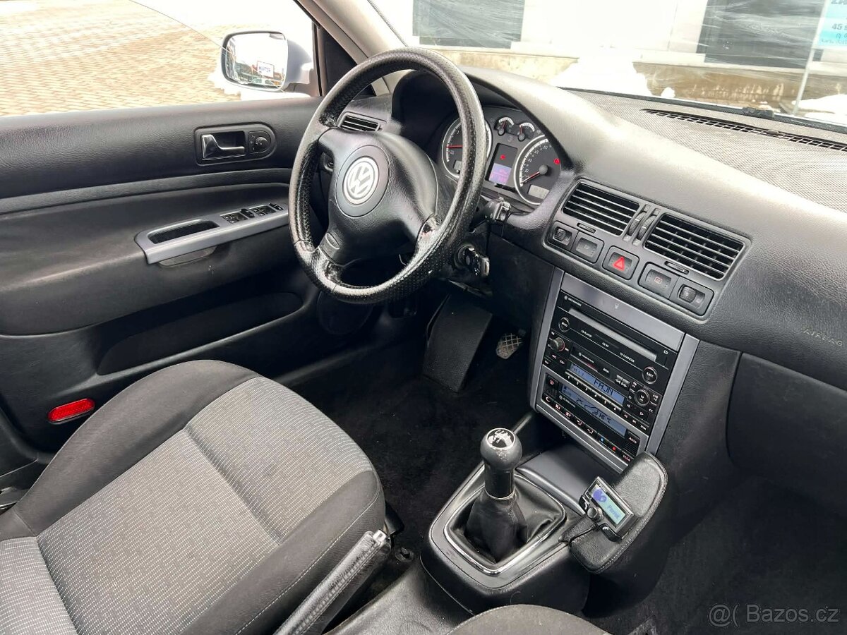 PRODAM VW BORA 2.0i PACIFIC NOVA STK EMISE DO 2028 - 13