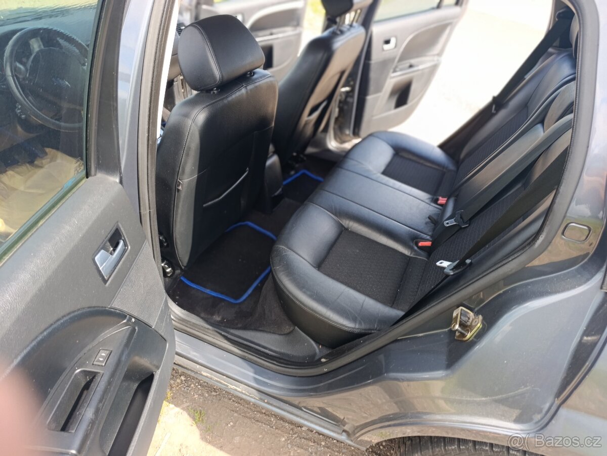 Ford Mondeo 2.0 TDCi - 13