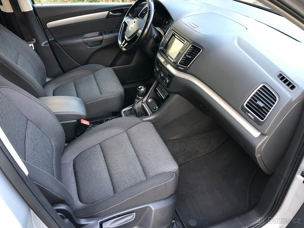 Volkswagen Sharan 2,0 TDI 110 KW Comfortline Plný servis - 13