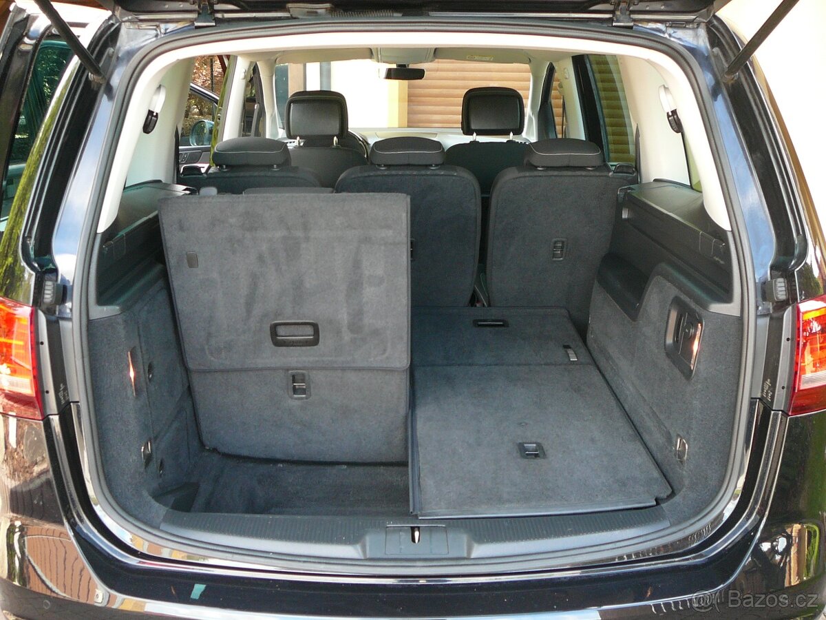 VW SHARAN 2.0 TDI 135KW 7MÍST DSG+F1 NAV ACC FRONT EL.BOČNÍ - 13