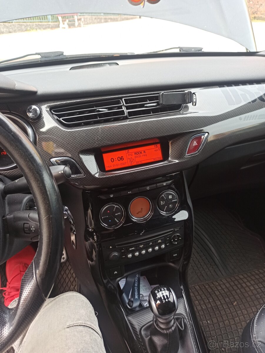 Citroen DS3, 1,6 kW benzín, STK do 09/2027 - 13