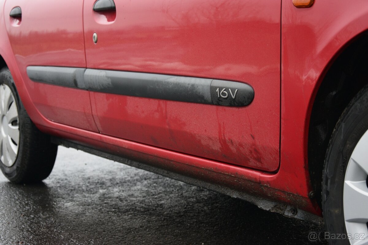 Renault Clio 1.2 16V (55 kW), r. v. 2002 – červená - 13
