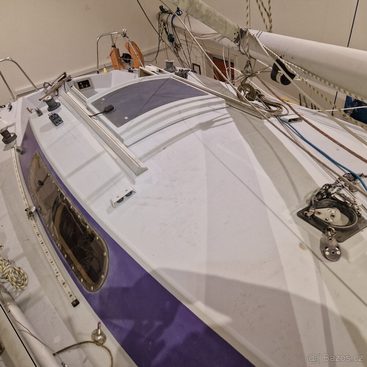 Kajutová plachetnice Comet 850 (IT) - 13