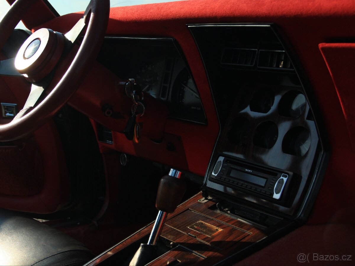 Chevrolet Corvette C3 1980 5.7L V8 - 13