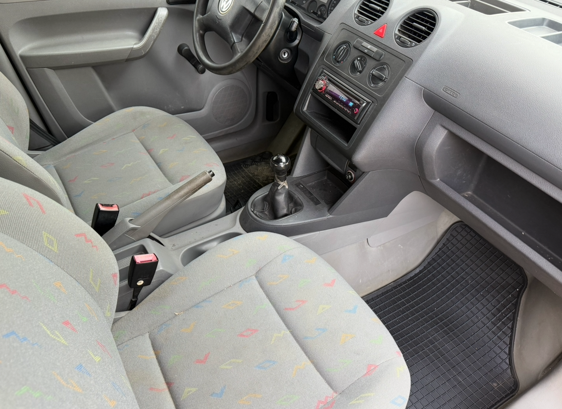 VW Caddy 2.0 SDI, 51kW, ČR naj. 177 tis km - 13